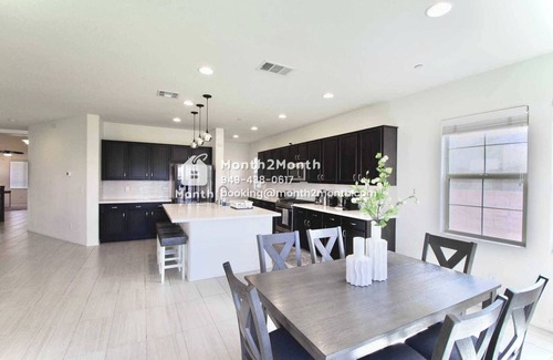 Henderson House | Cozy Casa on Homeward Way #42381