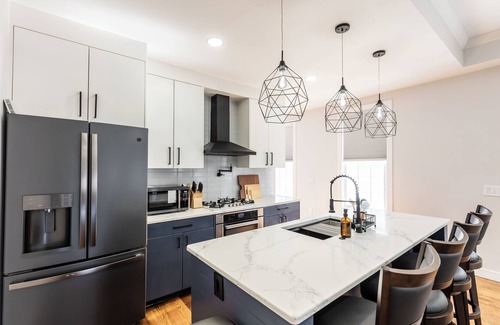 Mount Auburn House | Cozy, Central & Chic 5-bedroom house in Cincinnati