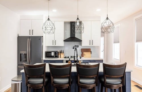 Mount Auburn House | Cozy, Central & Chic 5-bedroom house in Cincinnati