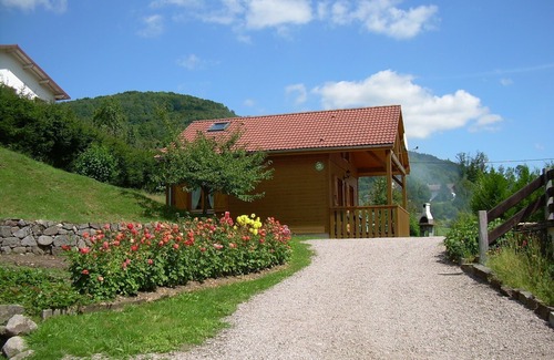 Saulxures-sur-Moselotte Ski Chalet | COZY CHALET GITE IN THE HAUTES VOSGES