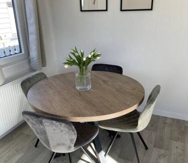 Petten Ski Chalet | Cozy Chalet at the Beach in Petten, Netherlands