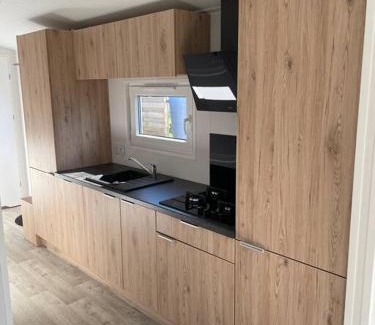 Petten Ski Chalet | Cozy Chalet at the Beach in Petten, Netherlands