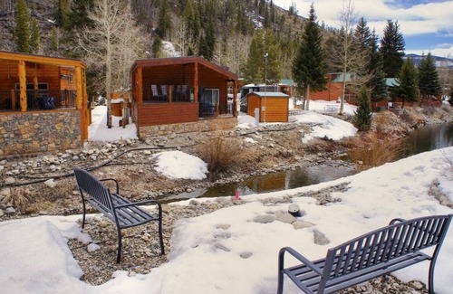 Breckenridge Ski Chalet | Cozy chalet on the Swan River at Tiger Run
