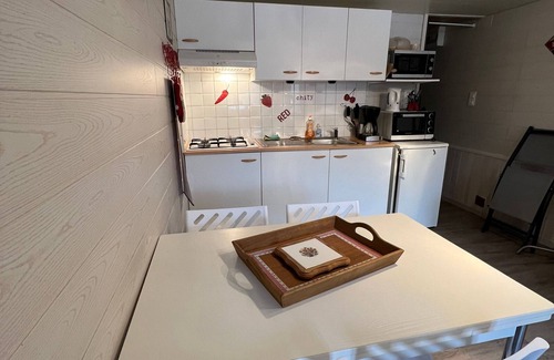 Cornimont Cottage | Cozy Chalet Retreat: Terrace, Central Heating, Near Lake and Ski Trails