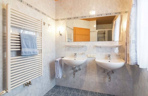 Grossarl Ski Chalet | Cozy Chalet with Sauna in Großarl