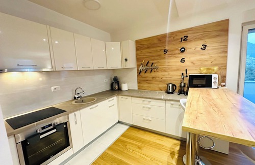 Bar Condo | Cozy charming 2-bedroom, perfect for families, with AC, WiFi in terrific Bar