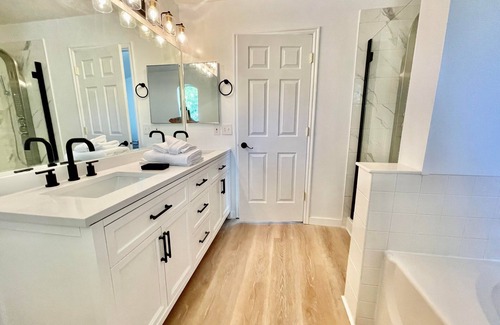 Herriman House | Cozy & Charming entire house, Fenced Yard, Pet friendly.