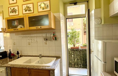 Rione V Ponte Apartment | Cozy & Chic Suite near Campo de’ Fiori