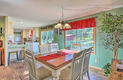 Chiloquin House | Cozy Chiloquin Retreat < 30 Mi to Crater Lake!