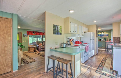 Chiloquin House | Cozy Chiloquin Retreat < 30 Mi to Crater Lake!