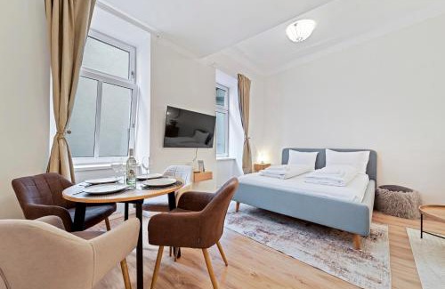 Althangrund Apartment | Cozy City Apartment - 15 min to city-centre - Contactless 24h Check-In