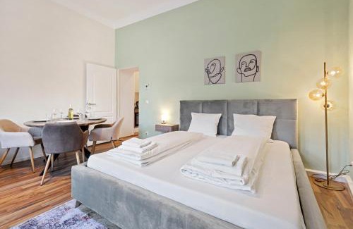 Althangrund Apartment | Cozy City Apartment - 15 min to city-centre - Contactless 24h Check-In
