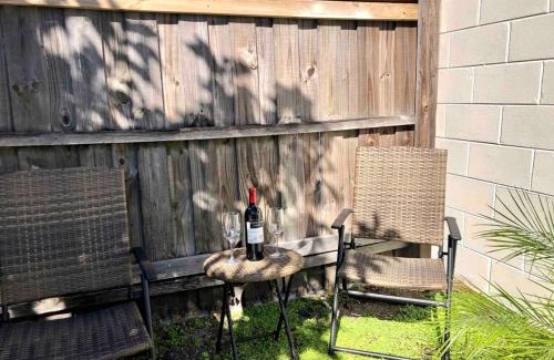 Englewood Park Apartment | Cozy City Home 15 Min Away From MCO