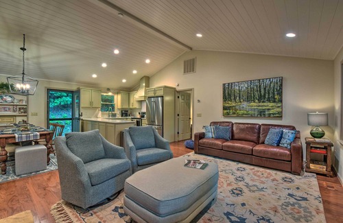 Clayton Cabin | Cozy Clayton Cabin w/Deck & Mountain Views!