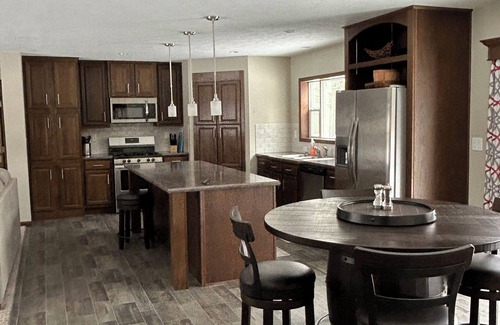 Kelliher House | Cozy clean 3-bedroom 2 bath house in Kelliher