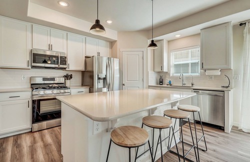 Colorado Springs House | Cozy, Clean, and Stylish Home - Sun Shimmer