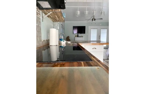Corpus Christi Apartment | Cozy Clean Coastal Studio. Newly Remodeled!