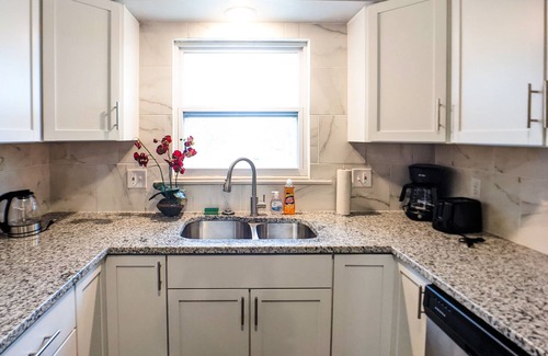 Overland Park House | Cozy, clean & spacious townhouse - Unit 2