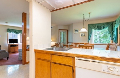 Shawnee On Delaware Condo | Cozy Club Wyndham Resort at Shawnee Village, 1 Bedroom Villa