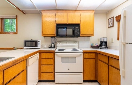 Shawnee On Delaware Condo | Cozy Club Wyndham Resort at Shawnee Village, 1 Bedroom Villa