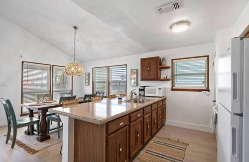 Galveston House | Cozy Coastal Home with Views & Fire Pit
