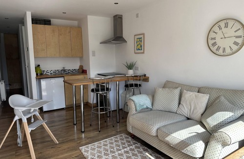 Saint Erth Praze Cabin | Cozy Coastal Lodge in Hayle