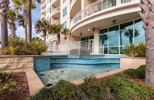 Panama City Beach Condo | Cozy Coastal w/ Beach Chairs! Aqua 1611 Oceanfront Primary BR Suite! +++Clean