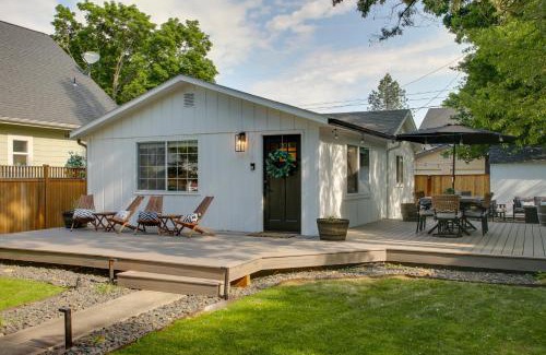 Coeur d'Alene House | Cozy Coeur dAlene Getaway with Fire Pit, Near Dtwn