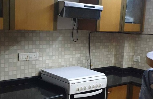 Kandivali East Apartment | Cozy comfortable Apartment - 25 min from Mumbai International Airport...