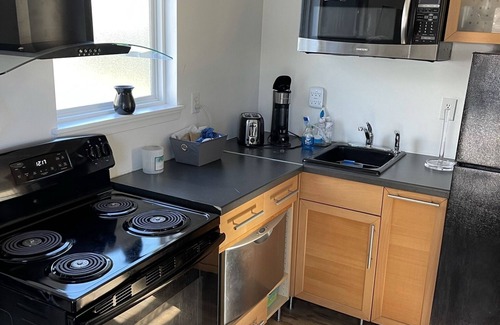 Northwest Cottage | Cozy Comfortable Cottage for One or Two Guest