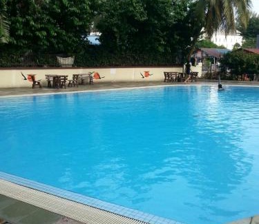 Batu Ferringhi Apartment | Cozy & Comfy 3 rooms apartment near beach
