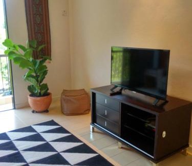 Batu Ferringhi Apartment | Cozy & Comfy 3 rooms apartment near beach