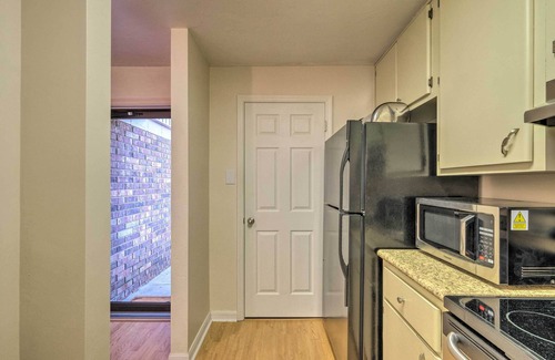 Gainesville Condo | Cozy Condo ~ 5 Mi to University of Florida!