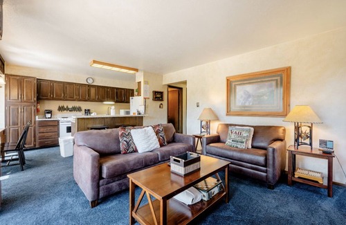 Four O'Clock Condo | Cozy condo and Convenient location! Nice and comfortable 1bed/1bath.