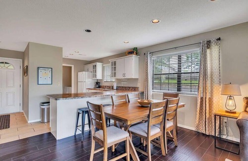 Branson Condo | Cozy Condo Centrally Located just off the Strip