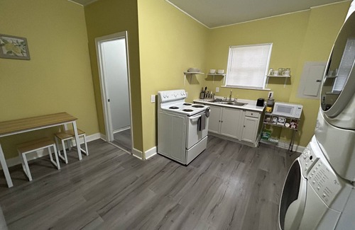 Huntsville Condo | Cozy Condo/Centrally Located