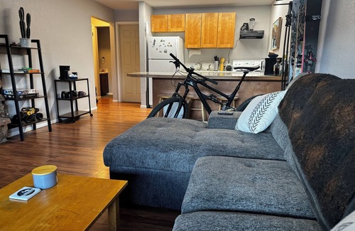 Winter Park Condo | Cozy Condo in WP - On Blue Bus Route - Walk to Downtown, Restaurants, Grocery