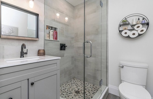 The Blue Mountains Condo | Cozy Condo-let in Blue Mountain - w/seasonal pool and shuttle to B.M Village