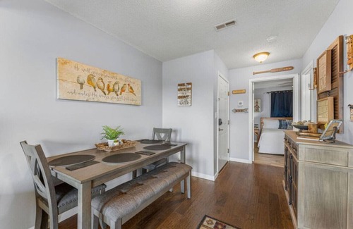 Notch Estates Apartment | Cozy Condo near SDC and Branson