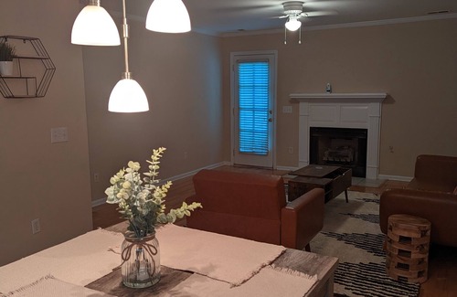 Rosewood Condo | Cozy Condo w/the comforts of home
