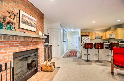 East Burke Apartment | Cozy Condo with Patio, Walk to Burke Mountain!
