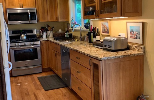 Stowe Area Condo | Cozy Condominium with Great Stowe Mountain Resort Location