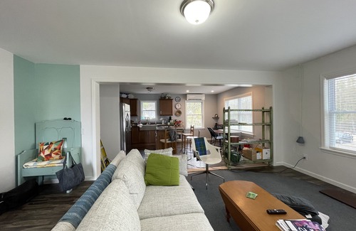 New Hampton House | Cozy Contemporary Cottage minutes to ski areas, lakes, and trails