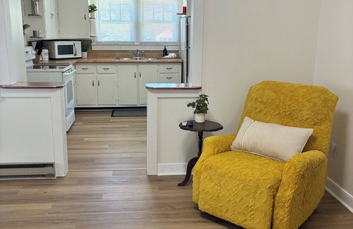Thomasville House | Cozy & Convenient Home Across from Thomasville Hospital