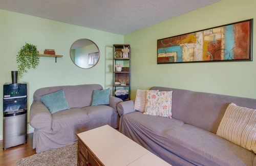 Staunton House | Cozy & Convenient Staunton Abode: Great Location!