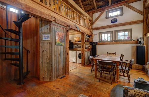 South Shaftsbury House | Cozy Converted Barn on Secluded 6.5 acres with Hot Tub