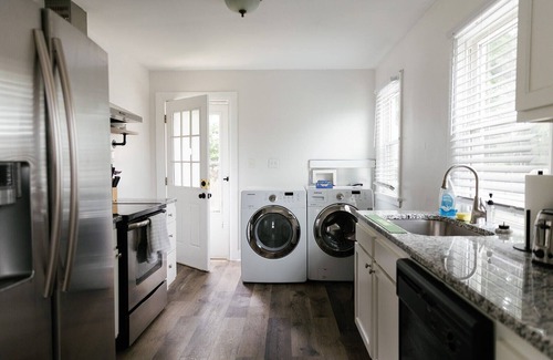 Lexington House | Cozy Corner - Little House in Downtown Lexington