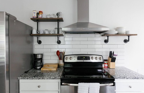 Lexington House | Cozy Corner - Little House in Downtown Lexington