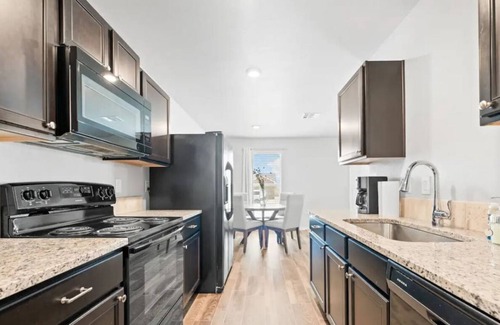 Lubbock House | Cozy Corner Retreat - 3BR/2BA - Short drive to TTU