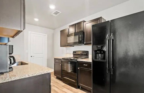 Lubbock House | Cozy Corner Retreat - 3BR/2BA - Short drive to TTU